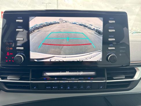 Used 2024 Toyota Sienna XSE image 22