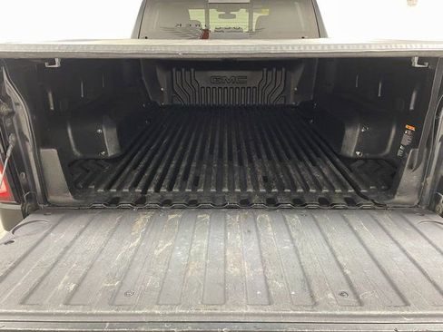 Used 2019 GMC Sierra 1500 Elevation w/ Elevation Value Package image 24