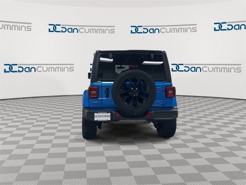 Used 2021 Jeep Wrangler Unlimited Sahara w/ Cold Weather Group image 7