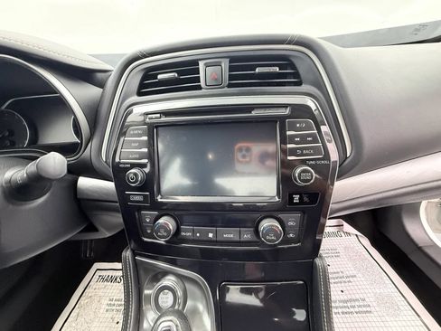 Used 2017 Nissan Maxima 3.5 SV FWD image 18