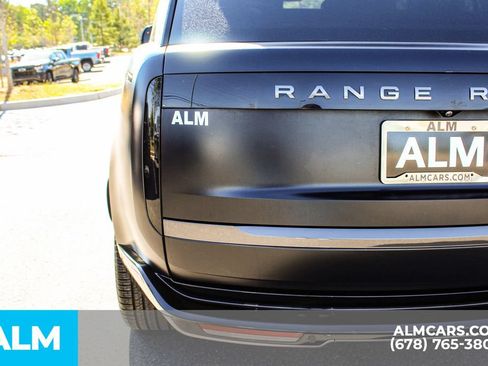 Used 2023 Land Rover Range Rover SE AWD/4WD image 11