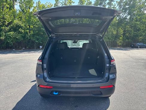 New 2024 Jeep Grand Cherokee Trailhawk w/ Advanced Protech Group II AWD/4WD image 7