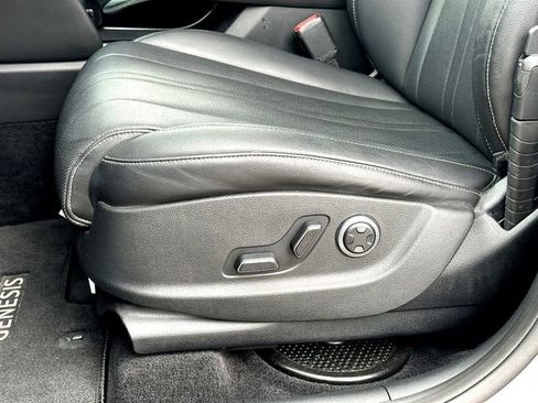 Used 2024 Genesis GV80 2.5T image 12