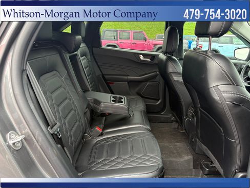Used 2024 Ford Escape Platinum w/ Premium Technology Package AWD/4WD image 31