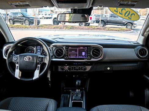 Used 2022 Toyota Tacoma SR5 image 27