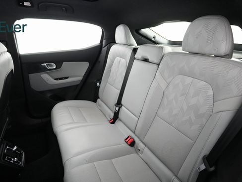 Used 2023 Polestar Polestar 2 w/ Pilot Pack image 10