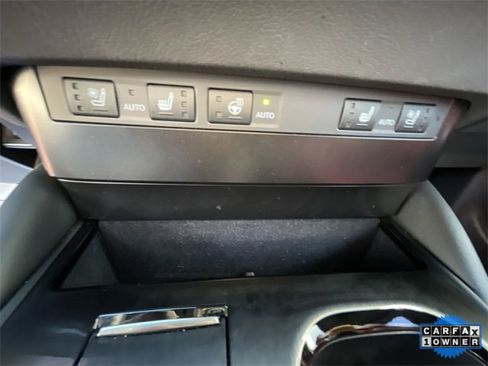 Used 2023 Lexus ES 300h F Sport image 27