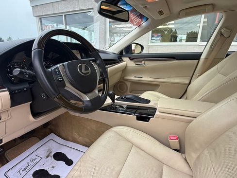 Used 2015 Lexus ES 350 w/ Luxury Package FWD image 10