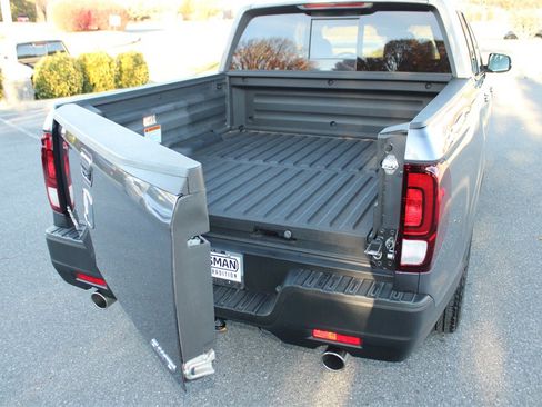 Certified 2023 Honda Ridgeline RTL image 33