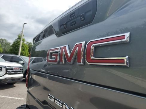 Used 2021 GMC Sierra 1500 Denali w/ Technology Package AWD/4WD image 6