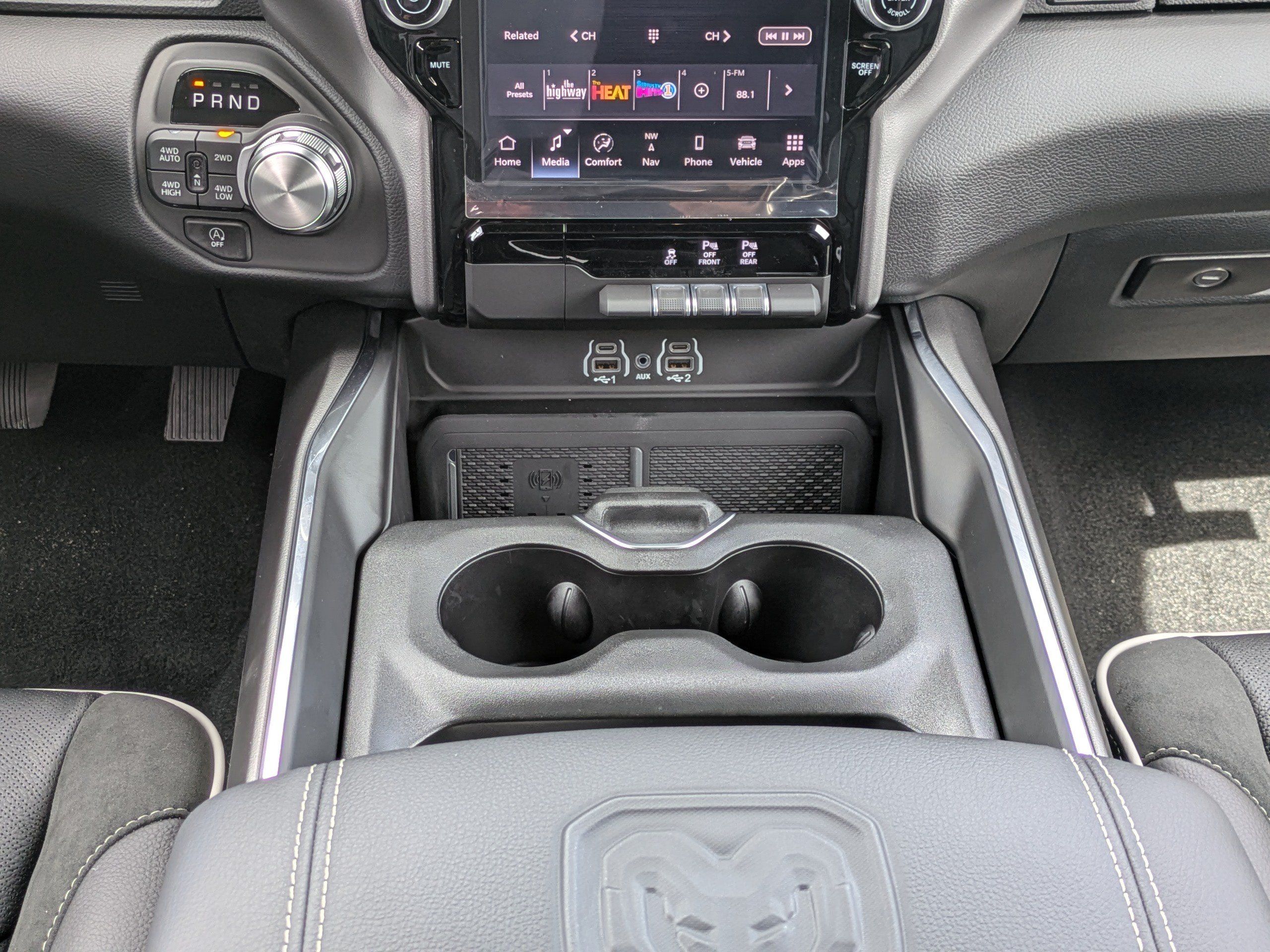 Used 2026 RAM 1500 Laramie w/ Sport Appearance Package AWD/4WD image 18