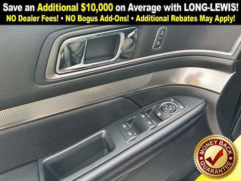 Used 2018 Ford Explorer XLT image 16