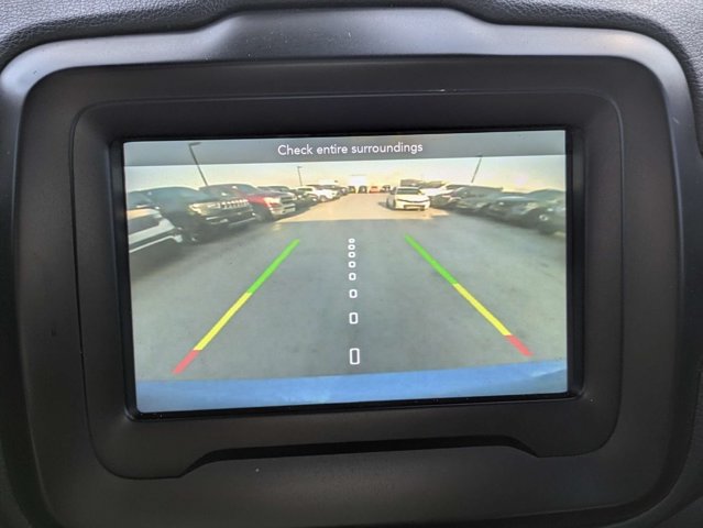 Certified 2021 Jeep Renegade Latitude FWD image 22