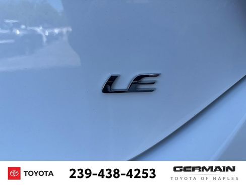 Used 2016 Toyota Corolla LE image 7