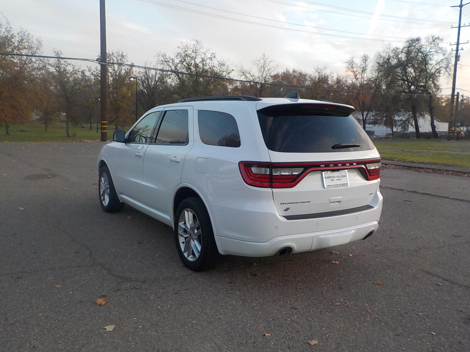 Used 2024 Dodge Durango GT AWD/4WD image 8