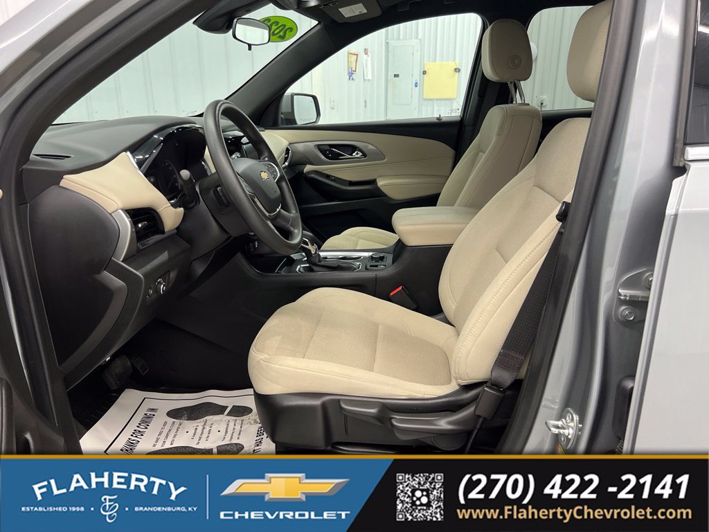 Used 2023 Chevrolet Traverse LS w/ Safety Package AWD/4WD image 9