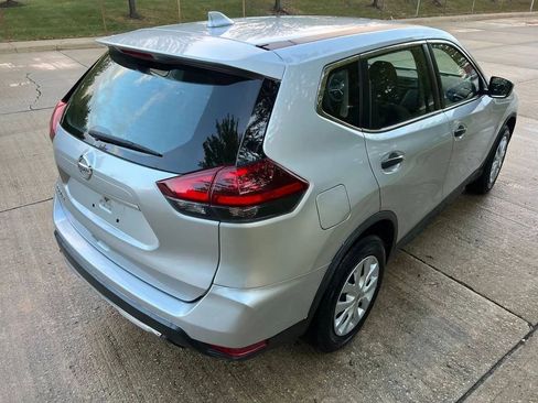 Used 2020 Nissan Rogue S image 22