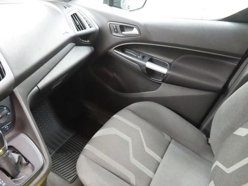 Used 2018 Ford Transit Connect XLT image 23