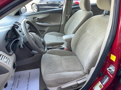 Used 2010 Toyota Corolla LE FWD image 6