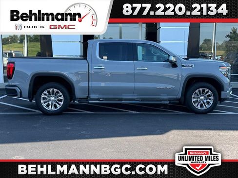 Used 2025 GMC Sierra 1500 Denali w/ Technology Package AWD/4WD image 1