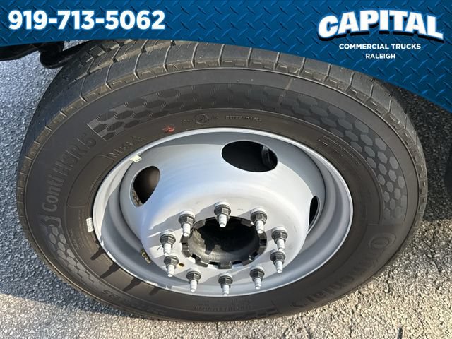 New 2026 Ford F550 2WD Crew Cab image 15