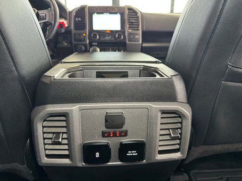 Used 2018 Ford F150 Raptor w/ Equipment Group 802A Luxury image 32