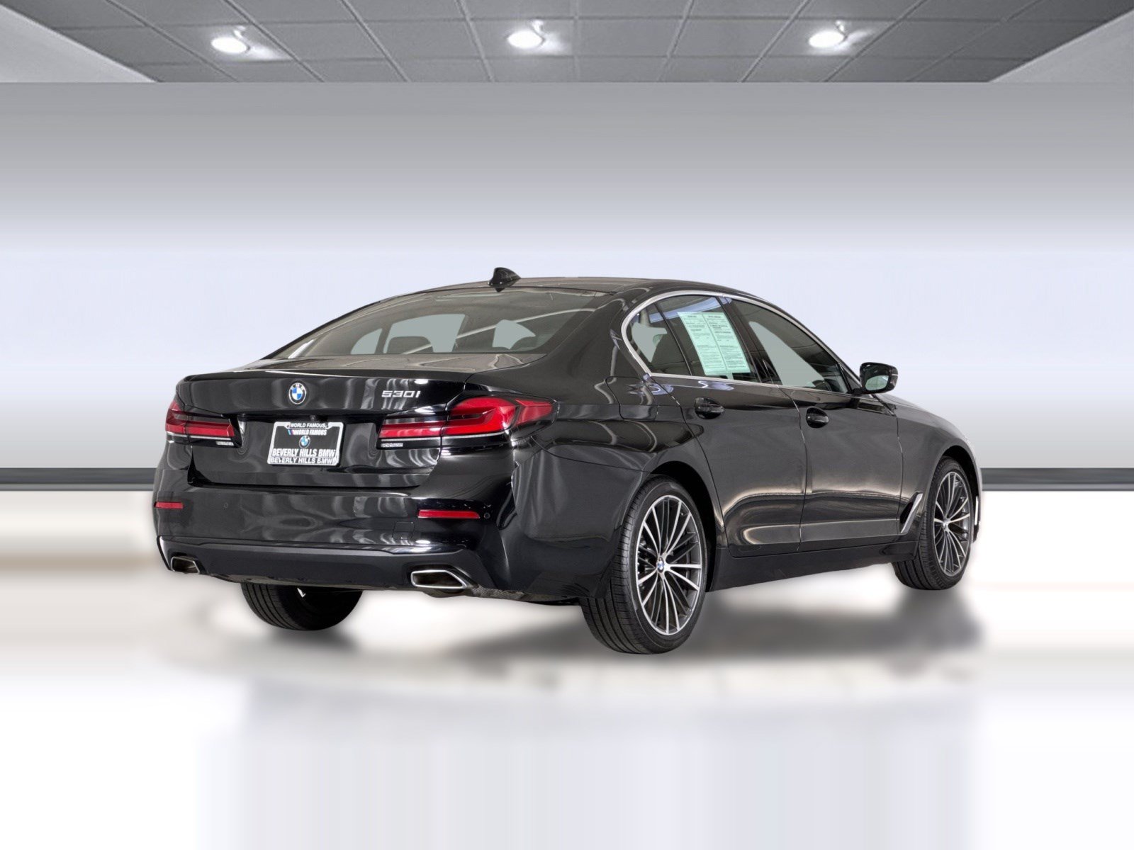 Used 2023 BMW 530i w/ Convenience Package RWD image 9