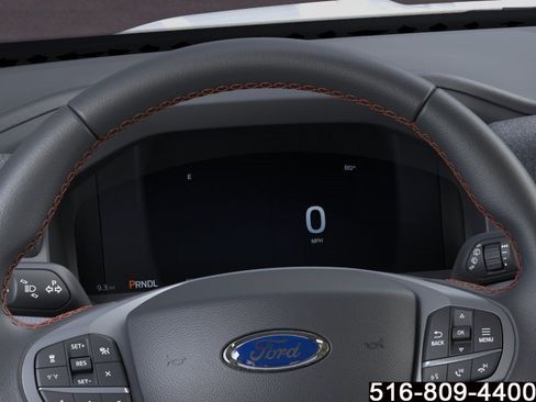Used 2026 Ford Explorer Active AWD/4WD image 14