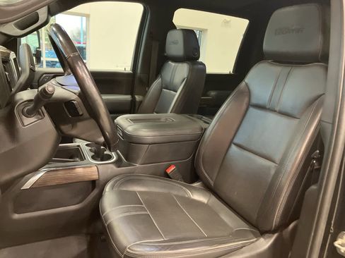 Used 2022 Chevrolet Silverado 2500 High Country image 12