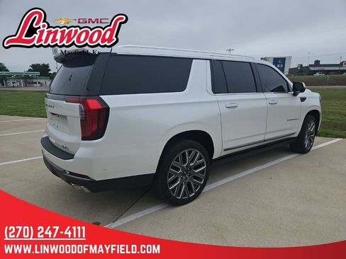 Used 2025 GMC Yukon XL Denali Ultimate AWD/4WD image 2