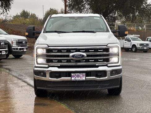 New 2026 Ford F350 Lariat w/ FX4 Off-Road Package image 8