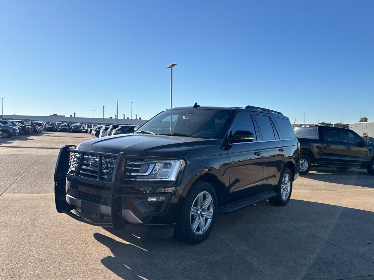 Used 2019 Ford Expedition XLT w/ Equipment Group 202A RWD image 12