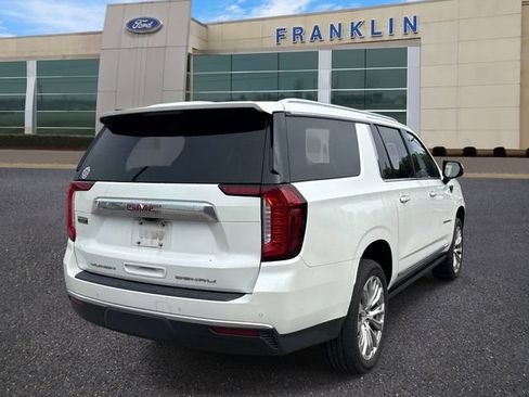 Used 2022 GMC Yukon XL Denali w/ Denali Reserve Package AWD/4WD image 7