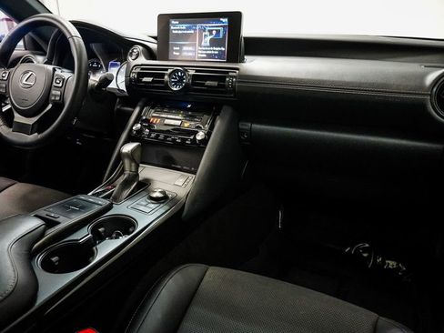 Used 2024 Lexus IS 350 F Sport RWD image 12
