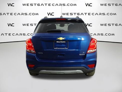 Used 2020 Chevrolet Trax LT w/ LT Convenience Package image 7