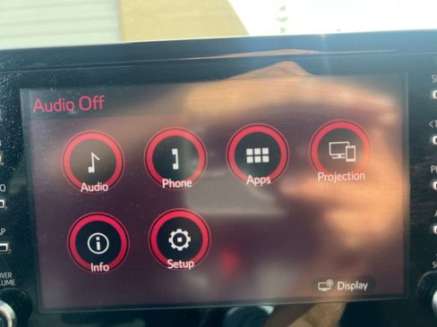 Used 2020 Toyota Corolla LE w/ Carpet Mat Package (TMS) FWD image 21