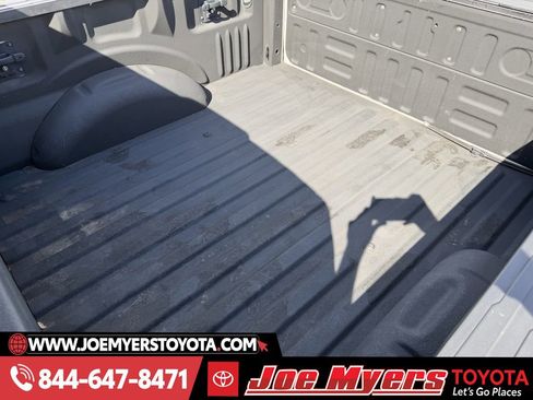 Used 2016 Ford F150 Platinum w/ Equipment Group 701A Luxury image 31