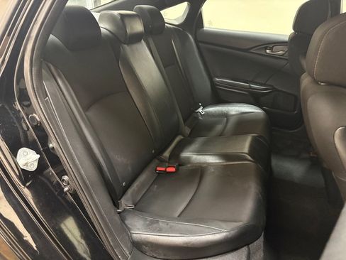 Used 2021 Honda Civic Sport image 32