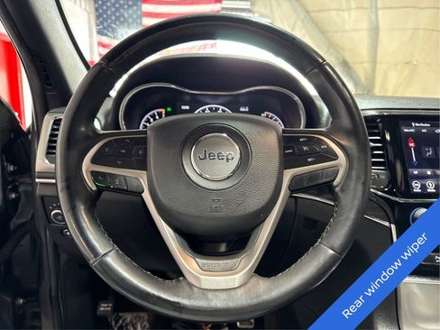 Used 2019 Jeep Grand Cherokee Limited image 15