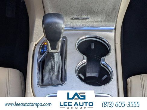 Used 2017 Jeep Grand Cherokee Limited image 20