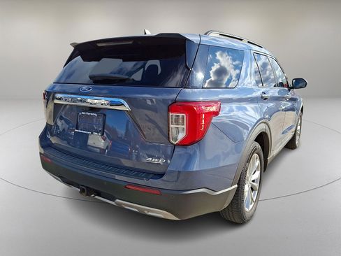 Used 2021 Ford Explorer XLT w/ Equipment Group 202A image 10