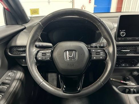 Certified 2025 Honda HR-V Sport image 16