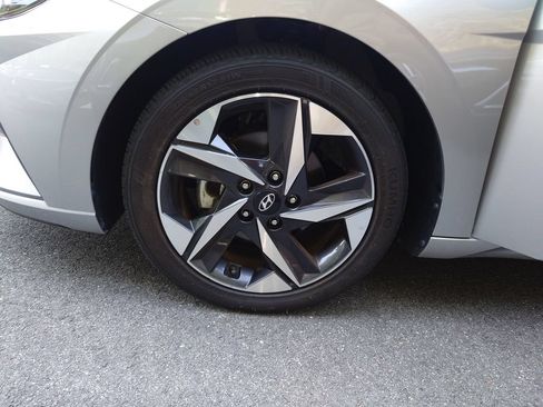 Certified 2023 Hyundai Elantra SEL w/ Convenience Package FWD image 29