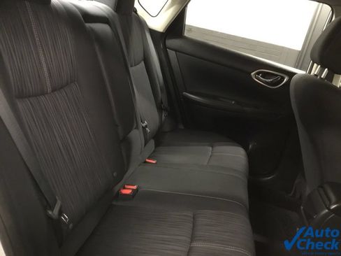 Used 2016 Nissan Sentra SV FWD image 31