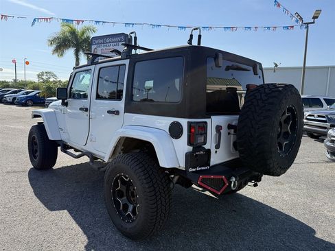 Used 2015 Jeep Wrangler Unlimited Sport AWD/4WD image 8