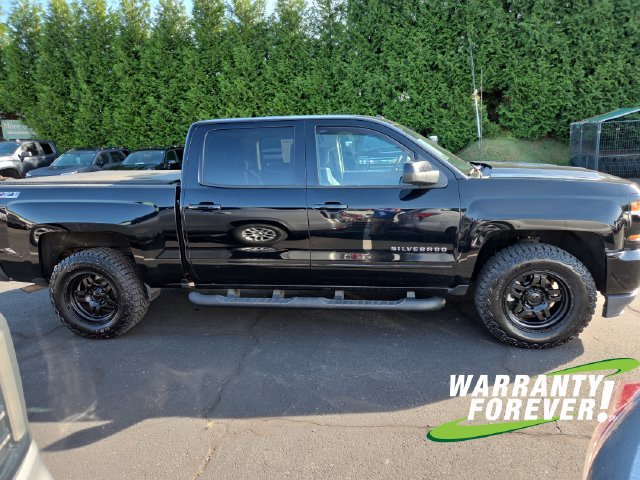 Used 2017 Chevrolet Silverado 1500 LT w/ All Star Edition AWD/4WD image 8