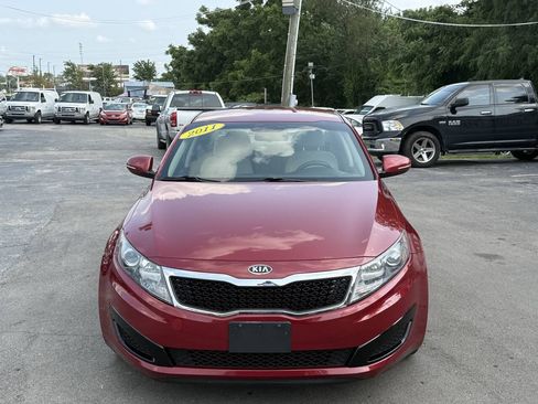 Used 2011 Kia Optima LX FWD image 4