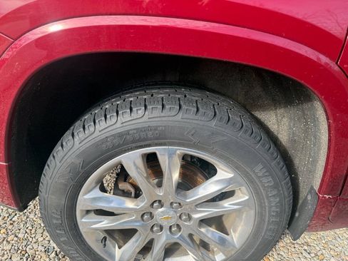 Used 2020 Chevrolet Traverse High Country AWD/4WD image 29