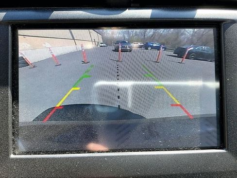 Used 2017 Ford Fusion SE w/ Fusion SE Technology Package FWD image 17