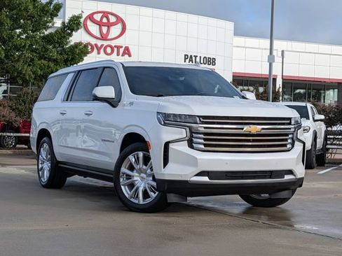 Used 2024 Chevrolet Suburban High Country w/ Max Trailering Package AWD/4WD image 2